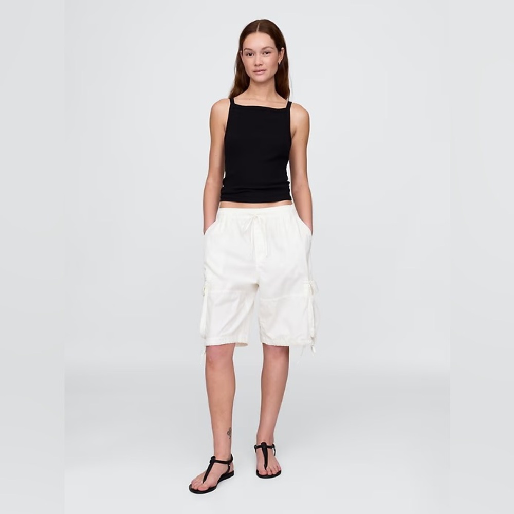 Gap Easy Cargo Longline Shorts